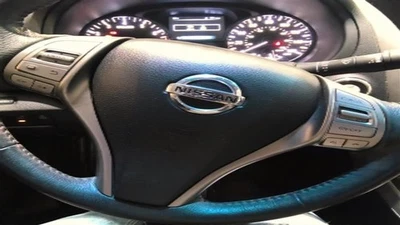 2013-2018 年日产 Altima 轿车司机方向盘气囊黑色 — 第 1/4 张图片