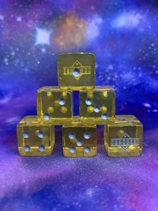 Dados Warhammer 40k Conquest Premium Suscripción Wargear - Amarillo - Totalmente Nuevos - Imagen 1 de 3