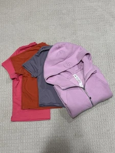Paquete De 4 Prendas para el torso Lululemon Cremallera Completa Vitapink Y Manga Corta Talla 4/6  - Imagen 1 de 12