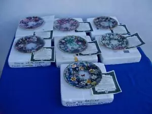 LENA LIU *FLORAL GREETINGS CIRCLE OF LOVE* PLATES ( SET OF 7 ) COA & BOXES - Picture 1 of 12