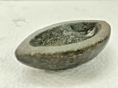 ANTIGUO MORTERO MOLIENDA DE ESPECIAS/MEDICINA PIEDRA NEGRA TALLADO A MANO RARO VINTAGE Foto 1 de 4