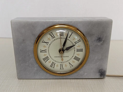 Vintage (60s) GENERAL ELECTRIC Marble Electric Alarm Clock 6x4” Model 7360 Cover