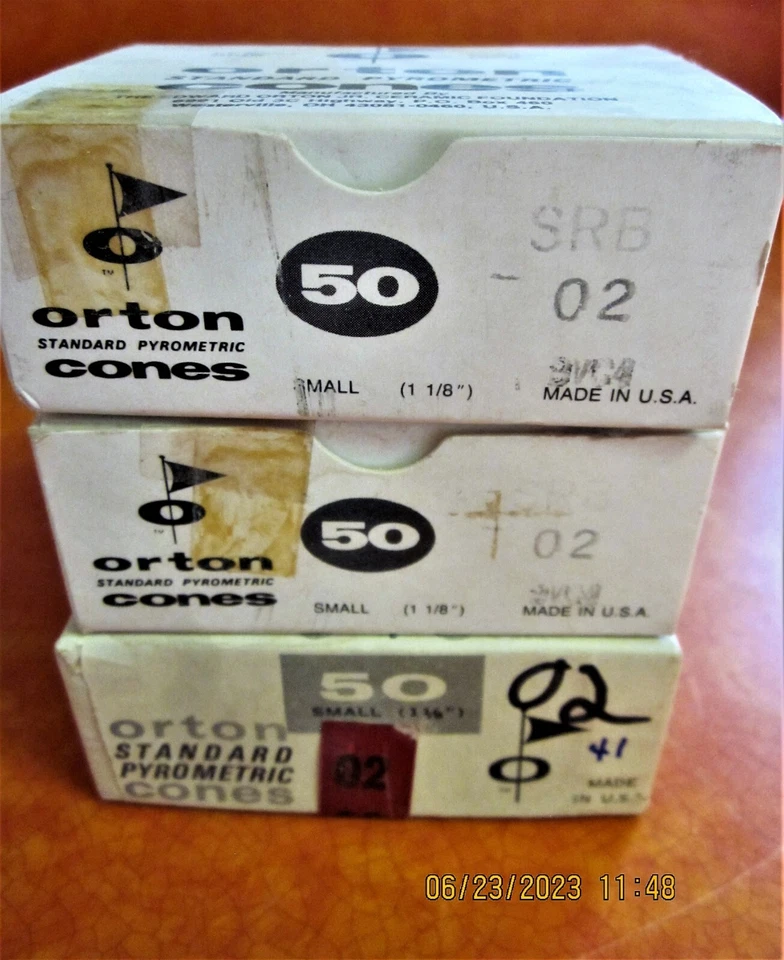 ORTON Pyrometric Cones SRB 02 - 141 small cones - Image 1 of 1