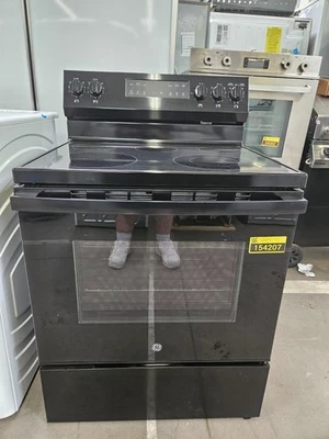 GE GRF500PVBB 30" Negro Independiente 5 Elementos Cocina Eléctrica NOB #154207 Foto 1 de 4