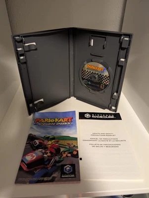 Mario Kart: Double Dash!! (Nintendo GameCube, 2003) CIB with Insert & Manual - Image 1 of 4