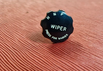 Aston Martin DB4, DB5 & DB6, Jensen CV8 manopola tergicristallo (nuova vecchia stock) - Immagine 1 di 4