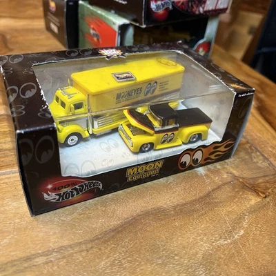 Juego de caja Mooneyes 2000 Hot Wheels Moon equipado Foto 1 de 4