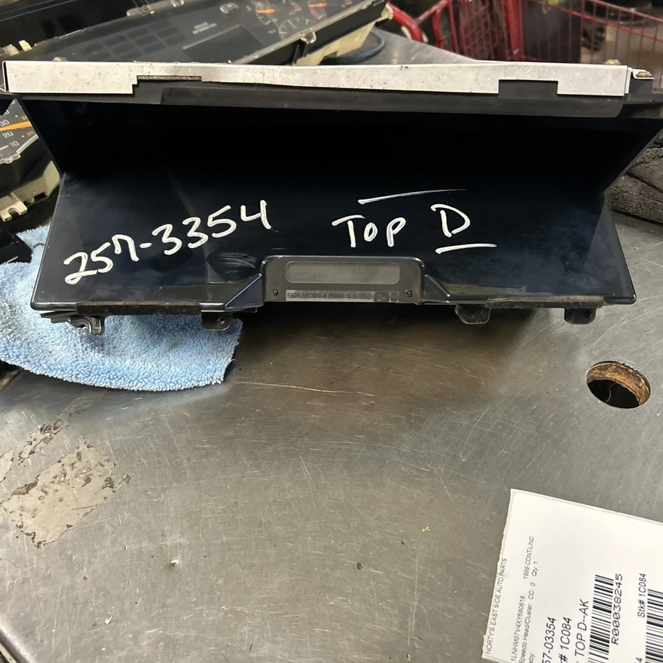 Painel de instrumentos continental Lincoln 1999-2000  - Imagem 1 de 4