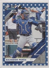 2019 Panini Donruss Independence Day Salvador Perez (Fielding) #179.1