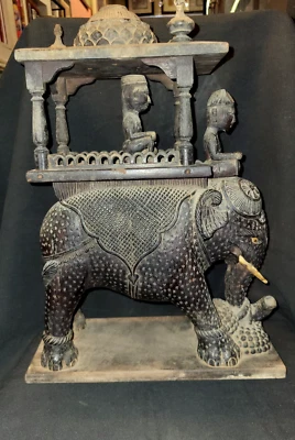 ANTIGUO JINETE ELEFANTE DE MADERA INDIO PESHWA TRADICIONAL CON REY AMBARI HOUDH Foto 1 de 4