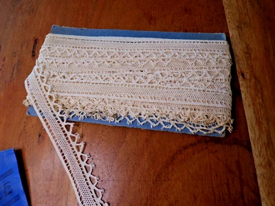 Ancien métrage de dentelle écrue ( ref 7 ) - Photo 1/3