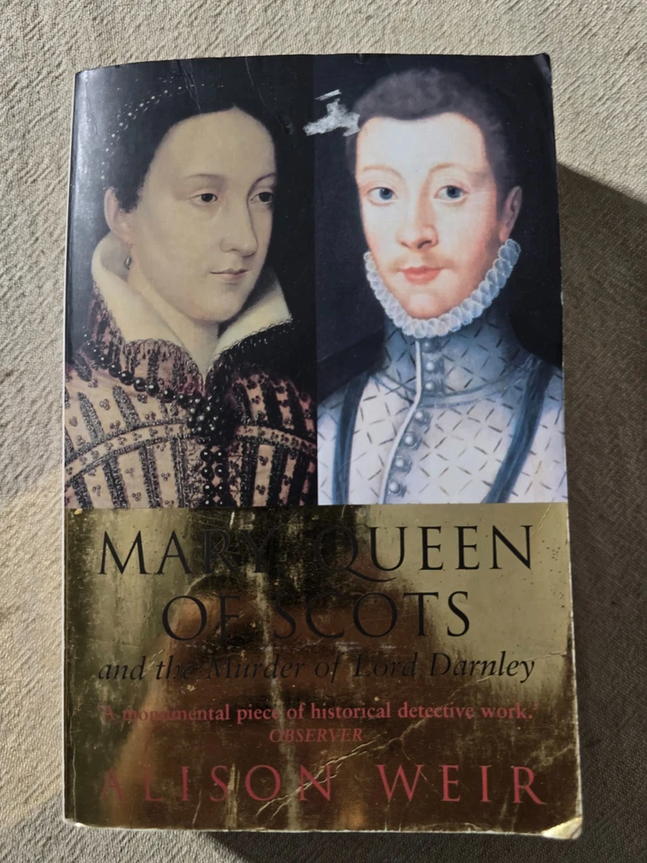 Mary Queen Of Scots by Alison Weir - Paperback - Image 1 of 2