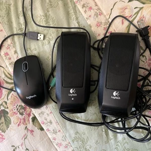 Logitech S120 Desktop Speaker System and USB Mouse- Black - Afbeelding 1 van 6