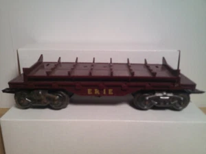 VINTAGE MARX 7.25" LONG 0-27 SCALE ERIE LOG DUMP CAR NEEDS REPAIR - Picture 1 of 4