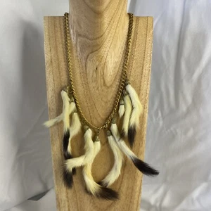 Collar Nativo Americano Colas Comadreja Armiño Genuino De Colección Raro Ver Fotos - Imagen 1 de 7