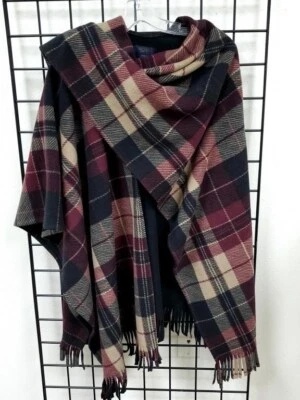 Poncho para mujer Rachel Roy envoltura rápida grueso polar flecos dobladillo talla única Foto 1 de 4
