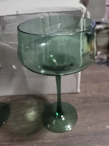 Grünes Weinglas - Bild 1 von 4