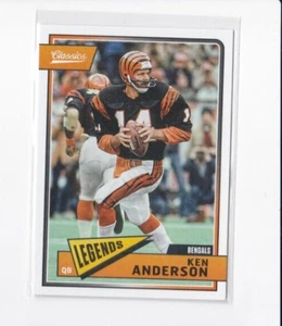KEN ANDERSON 2018 PANINI CLASSICS FUSSBALLKARTE - KOSTENLOSER VERSAND - Bild 1 von 24