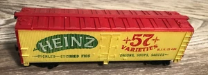 HEINZ PICKLES 57+ VARIETIES HIH C9 484 VINTAGE HO SCALE TRAIN CAR TYCO RAILROAD - Picture 1 of 3