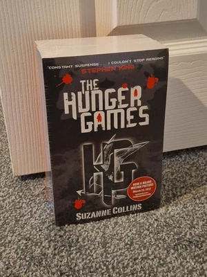 The Hunger Games Trilogy Collection Catching Fire Mockingjay 3 Book Set New  - Image 1 of 4