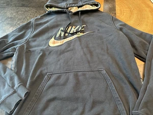 Nike Therma Fit Uomo Nero/Mimetico Spell Out Pullover Felpa con Cappuccio Uomo L Blokecore - Foto 1 di 6