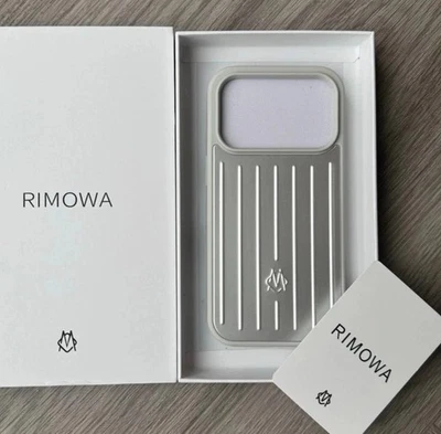 Чехол RIMOWA для iPhone 17 Pro Max серебристый алюминиевый чехол для телефона - Изображение 1 из 4