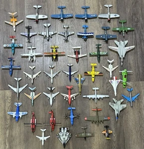 Konvolut 42 Druckguss Flugzeuge Militär/Zivil, Matchbox, Maisto & mehr - Bild 1 von 17