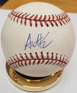 Autographed AUSTIN KEARNS Official Major League Baseball w/COA - Picture 1 of 1