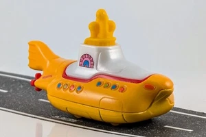 The Beatles Yellow Submarine / Hot Wheels /2020 - Picture 1 of 2