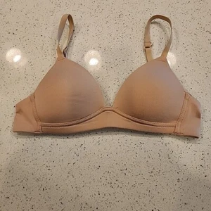 Maidenform Bra 32A Nude Wireless Lined - Picture 1 of 4