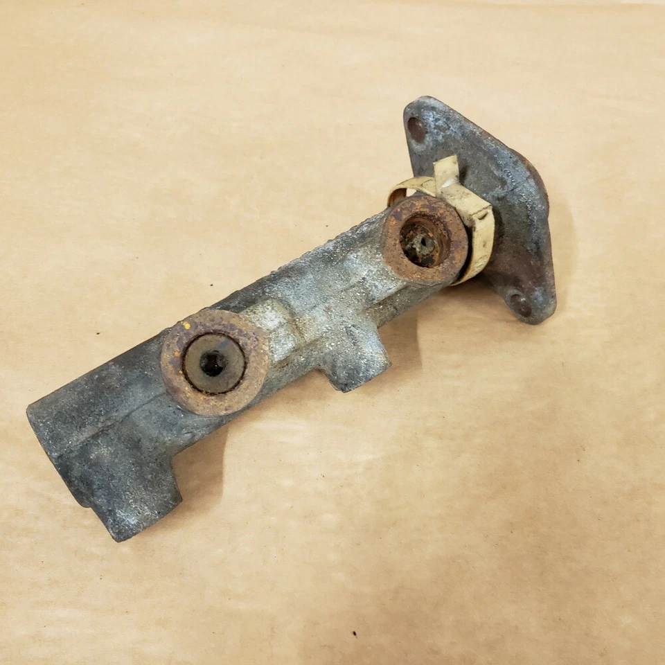 Cilindro maestro de freno original Girling Jaguar XJ6 XJ12 1978-1987 FABRICANTE DE EQUIPOS ORIGINALES Foto 1 de 4