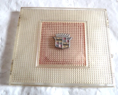 Lente de luz de cortesía vintage 69-85 Cadillac interior domo 3-15/16" X 3-5/8" Foto 1 de 2