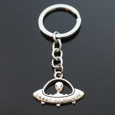 Alien Spaceship Pendants Steel Silver Chrome Keychain - I want to believe - Image 1 of 4