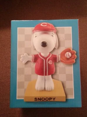 Snoopy Peanuts Cincinnati Reds Theme Package Rare Bobblehead NIB May 20 2018 - Image 1 of 3