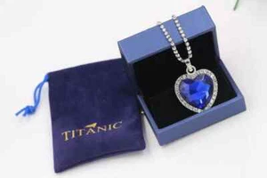 Collana Titanic Cristallo Cuore Dell'Oceano Blu Oceano Jack Rose Nave Film - Foto 1 di 38