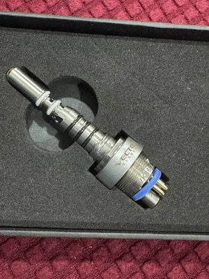 Vector  VKS6LE ISO-C 6 pin swivel multiflex w/bulb, LED bulb - Image 1 of 4