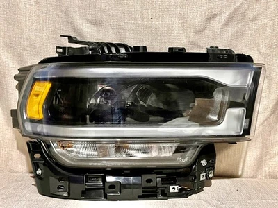 Faro reflector LED derecho Dodge Ram 2500 3500 2019-2024 negro OEM 68360178AD 6 Foto 1 de 4