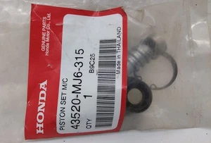 Honda CB250f CB400 Brake Master Pump Kit.43520-MJ6-315.Genuine.Nos - Picture 1 of 2