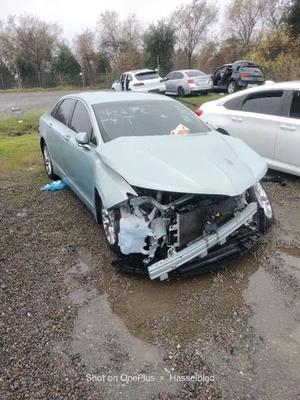 Right Rear LOWER CONTROL ARM 2013-2014 LINCOLN MKZ - Image 1 of 4