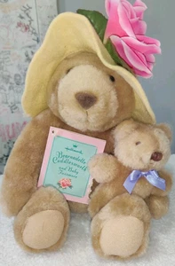 Hallmark Bearnadette Cuddlesworth & Baby Fuzzmore Plush Stuffed Mama Bear Hat - Picture 1 of 5