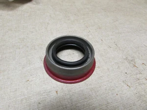 New Genuine OEM GM General Motors 08679744 Front Wheel Drive Seal NOS - Picture 1 of 3