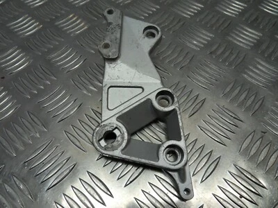 Suzuki TL1000 S/R soporte colgante clavija delantero derecho 1997 a 2002 Foto 1 de 4