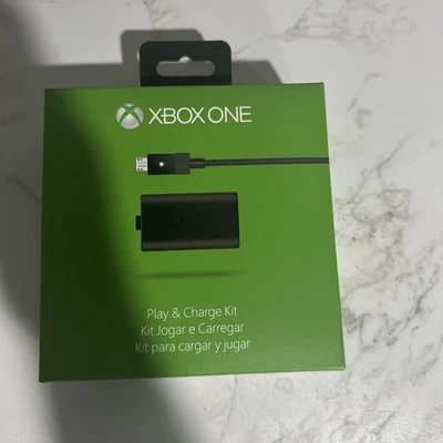  Kit Oficial Microsoft Xbox One Play & Charge Negro  Foto 1 de 4
