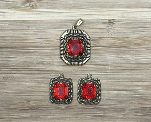 3 Vintage Sarah Coy  1969 Red Rhinestone Gold Tone Pendants - Picture 1 of 7
