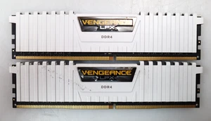 Lot 2x 16GB (32GB) DDR4 Corsair Vengeance LPX PC4-2666Mhz RaAM - Picture 1 of 2