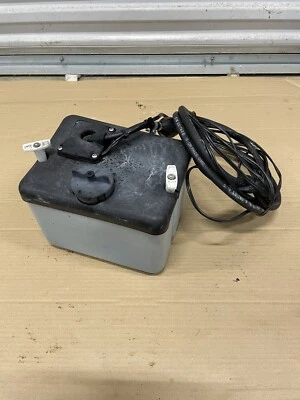 Kit de depósito de tanque de aceite remoto Johnson/Evinrude/OMC OEM 1,8 gal 5008617.17728 Foto 1 de 4