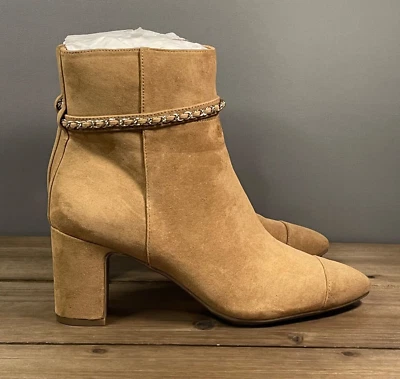 ANNE KLEIN Women's Suri Ankle Boots Size 11 Sand Faux Suede Block Heel Zip Chain - Image 1 of 4
