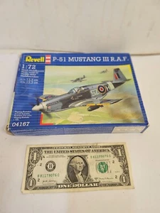 1:72 Model Kit Revell P-51 B Mustang III - NEW NO DECALS - Picture 1 of 3