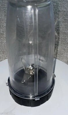 Nutri Ninja 16 oz Single Serve Blender Cup with Blade Assembly Replacement VGC - Image 1 of 4