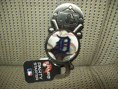 Detroit Tigers Pewter Magnetic Bottle Opener Party Starter by Rico Industries Cover